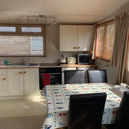 Dartmouth 2 Bed Detached Chalet Number 144 Exterior photo